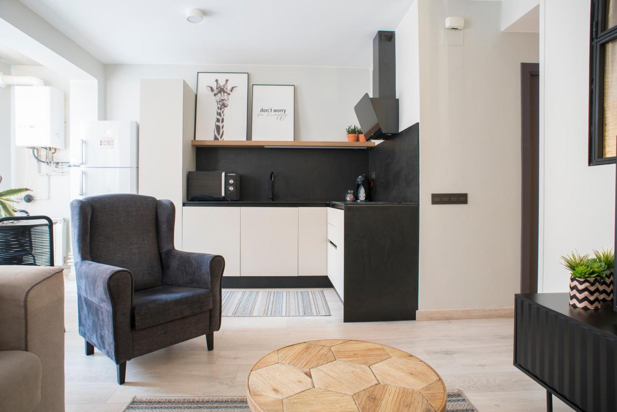 Apartaments Turistics Cardona III Экстерьер фото